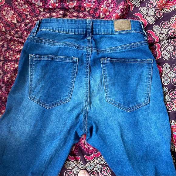 LEAVING SOON‼️ High Rise Skinny Jeggings Mom Jeans Faded Denim Stretch Highrise - Picture 6 of 12